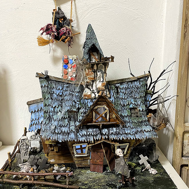 ダンボール ハロウィン 見て頂きありがとう セリア アクリル絵の具 などのインテリア実例 21 09 31 32 Roomclip ルームクリップ