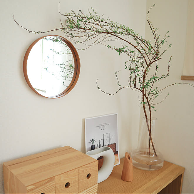 フォルムガード シェーカーミラー 壁掛けミラー 無印良品 北欧インテリア などのインテリア実例 21 01 31 15 53 42 Roomclip ルームクリップ