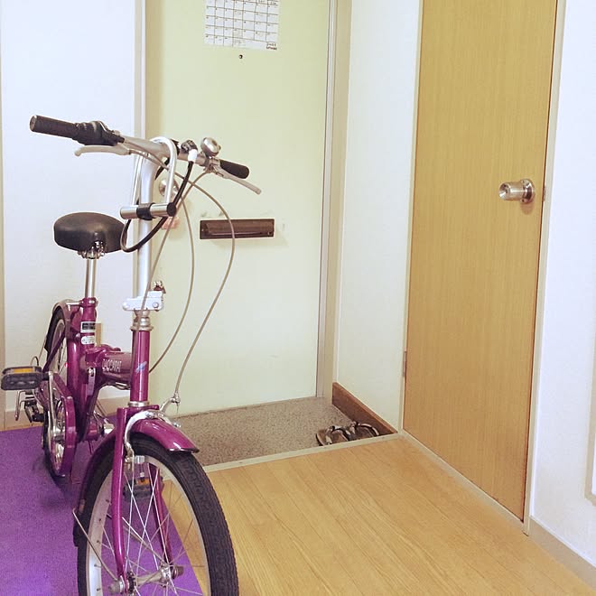 玄関 入り口 折りたたみ自転車からの O 折りたたみ自転車 持たない暮らし ミニマリスト などのインテリア実例 15 09 21 18 22 29 Roomclip ルームクリップ 玄関 入り口 折りたたみ自転車からの O 折りたたみ自転車 持たない暮らし ミニマリスト などのインテリア実例 15 09 21 18 22 29 Roomclip ルームクリップ