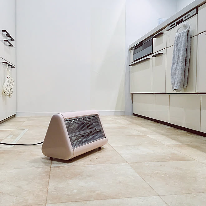 電気ストーブ/店舗用クッションフロア/サンゲツ/山善/LIXIL...などのインテリア実例 - 2019-11-22 10:52:43