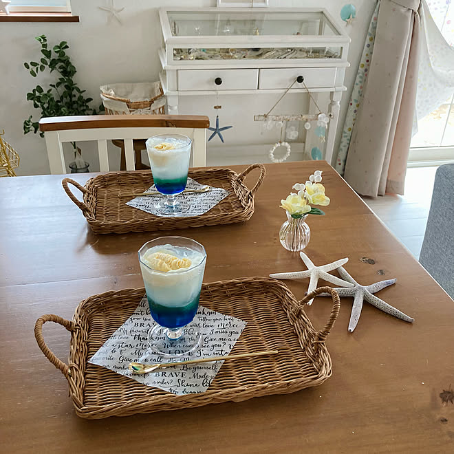 マリンインテリア おうちカフェ ソーダフロート 夏のテーブルコーディネート 海外インテリア などのインテリア実例 21 09 12 21 12 28 Roomclip ルームクリップ