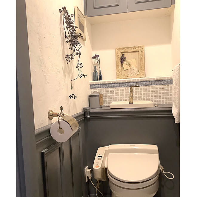 モザイクタイル Diy しっくい壁diy 腰壁diy トイレ腰壁diy タンクレス風トイレdiy などのインテリア実例 21 03 14 15 18 11 Roomclip ルームクリップ