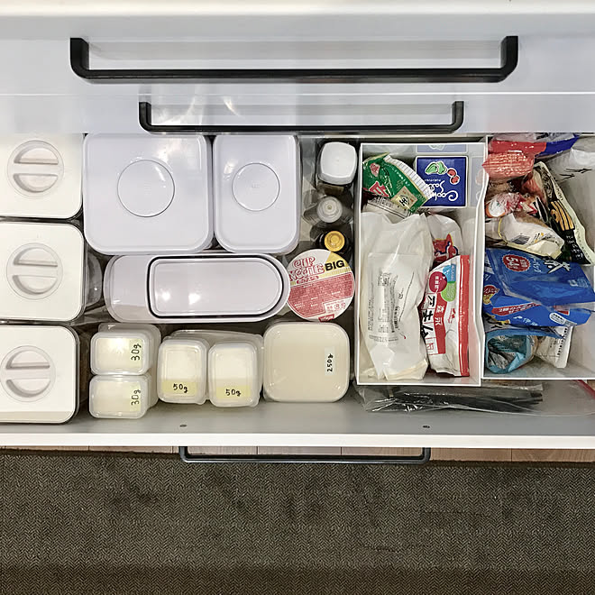 棚 強力粉 食品ストック 食品収納 パン粉入れ などのインテリア実例 18 09 29 57 31 Roomclip ルームクリップ