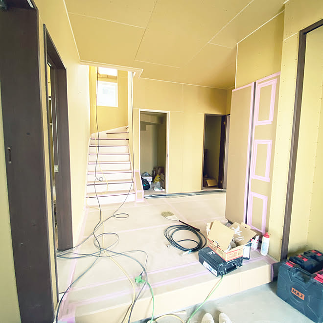 あかりとり窓 階段幅1000 玄関ホール 階段下収納 階段 などのインテリア実例 02 26 13 18 44 Roomclip ルームクリップ