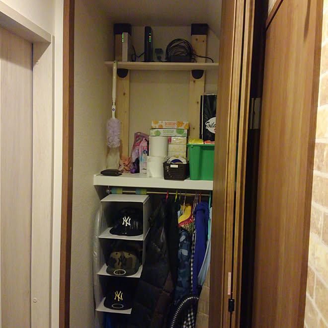 棚 収納 ニューエラキャップ マイホーム記録 Diy棚のインテリア実例 17 12 02 03 38 Roomclip ルームクリップ