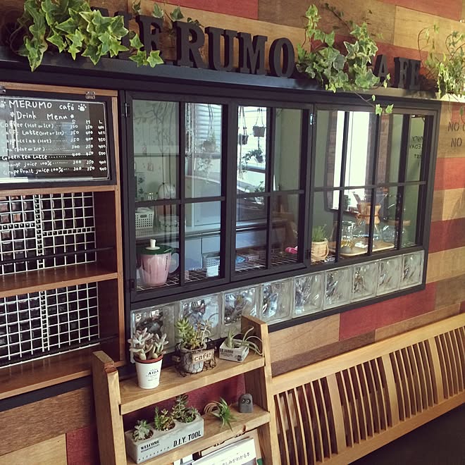 キッチン/窓枠DIY/ガラスブロック/メニュー表DIY/cafe風&hellip;などのインテリア実例 20150313 134044