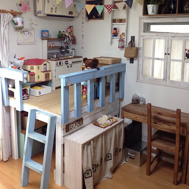 リビング 子供部屋 子どもスペース アメブロやってます ロフトdiy などのインテリア実例 15 01 08 15 30 29 Roomclip ルームクリップ リビング 子供部屋 子どもスペース アメブロやってます ロフトdiy などのインテリア実例 15 01 08 15 30 29 Roomclip ルームクリップ