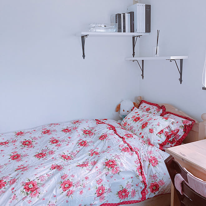 ローラアシュレイ ローラアシュレイ ベッドカバー 長女の部屋 子供部屋 ベッド周りのインテリア実例 09 26 11 49 37 Roomclip ルームクリップ