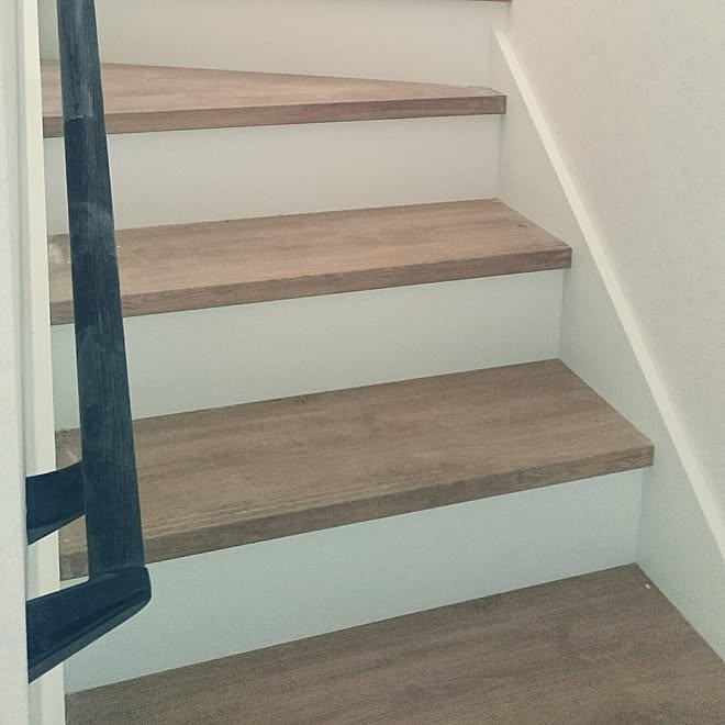 ヴィンテージ風 レトロ好き 回り階段 踏み板 オーク 男前のインテリア実例 17 04 21 21 51 32 Roomclip ルームクリップ