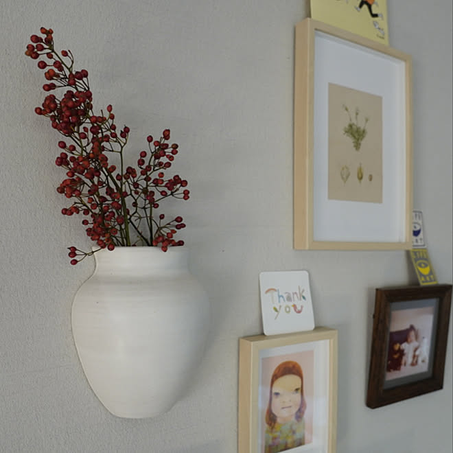 壁面ディスプレイ 陶器 花瓶 Notashop ドライフラワーのある暮らし などのインテリア実例 21 11 07 21 59 50 Roomclip ルームクリップ