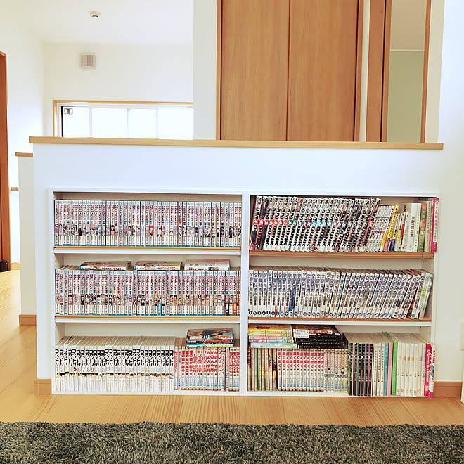 いくえみ綾 まんが本棚 本棚 もみの木の家 フリースペース などのインテリア実例 05 26 12 44 28 Roomclip ルームクリップ
