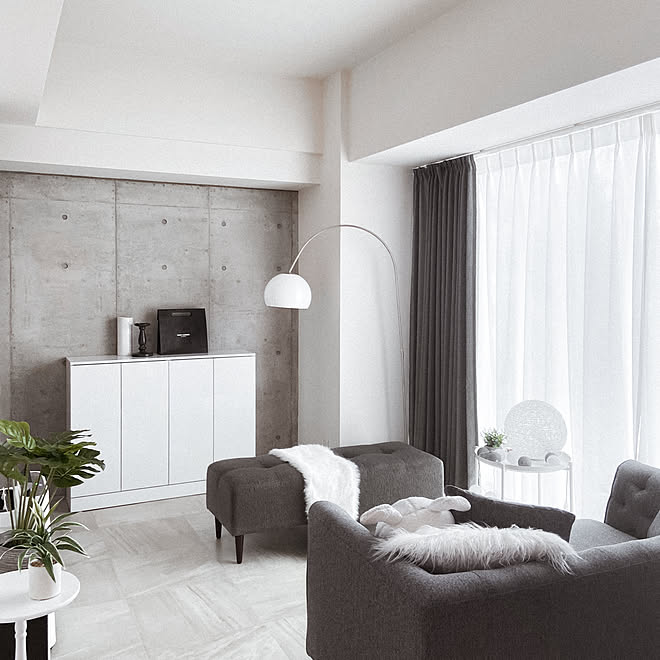 シンプルモダン グレー好き グレーインテリア 1ldk 1人暮らし 雑貨 などのインテリア実例 07 27 02 52 02 Roomclip ルームクリップ