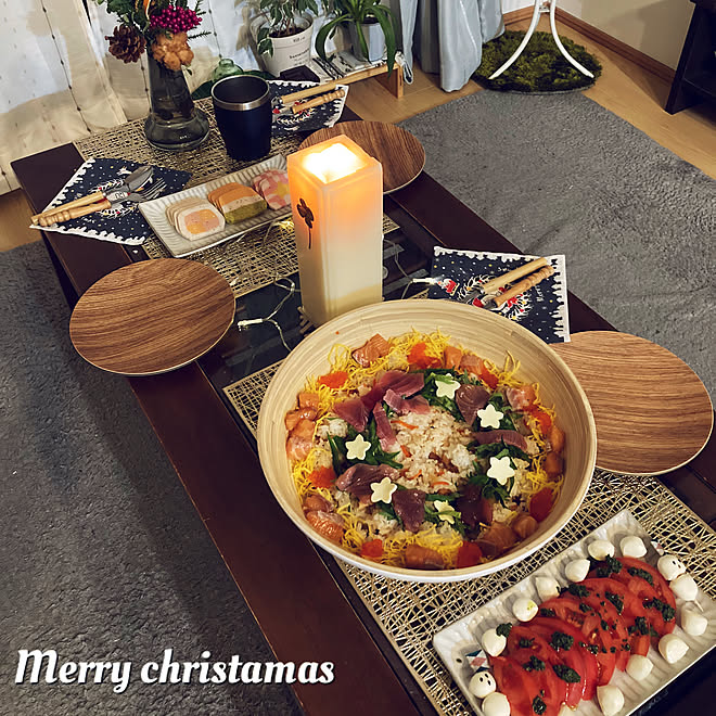 夕飯 リース ちらし寿司 クリスマス ナチュラル などのインテリア実例 21 12 25 21 57 09 Roomclip ルームクリップ
