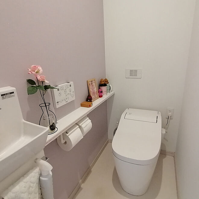 バス トイレ 花瓶 お花 シンプル 紫の壁のインテリア実例 02 23 15 40 32 Roomclip ルームクリップ