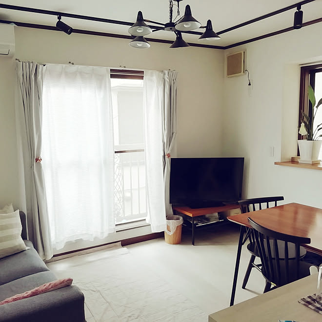 リビング グリーンのある暮らし 中古戸建て こどもと暮らす 心地よく暮らす などのインテリア実例 21 06 27 14 18 45 Roomclip ルームクリップ