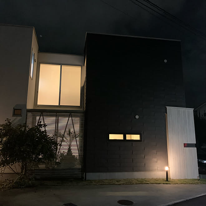 ひかりのマルシェ ひかりノベーション タカショー ガーデンライト 外部照明 などのインテリア実例 09 02 21 00 29 Roomclip ルームクリップ