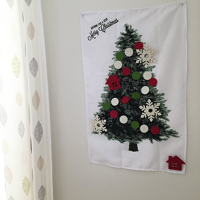 和室インテリア 壁飾り タペストリーツリー クリスマス クリスマスツリー などのインテリア実例 11 17 10 51 36 Roomclip ルームクリップ