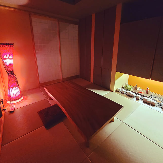 部屋全体 夜を楽しむインテリア 和風アジアン 日本家屋 和室 などのインテリア実例 21 12 19 03 56 18 Roomclip ルームクリップ 部屋全体 夜を楽しむインテリア 和風アジアン 日本家屋 和室 などのインテリア実例 21 12 19 03 56 18 Roomclip ルームクリップ