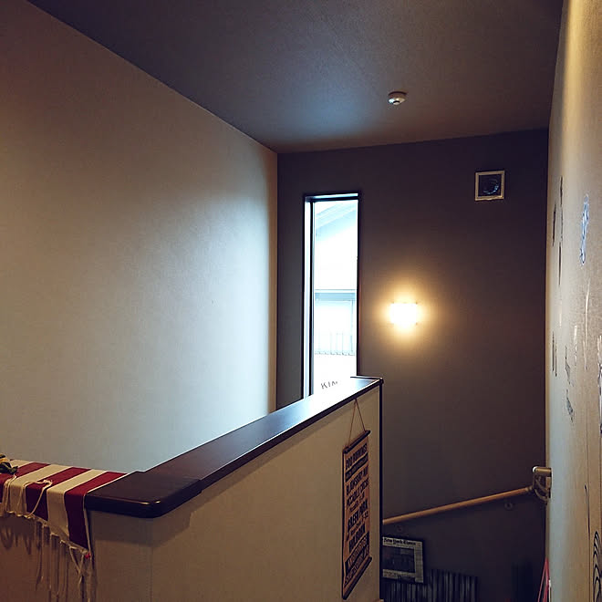 部屋全体 壁紙 うちの壁紙はこれ 階段の壁 タマホーム などのインテリア実例 21 09 04 09 34 31 Roomclip ルームクリップ 部屋全体 壁紙 うちの壁紙はこれ 階段の壁 タマホーム などのインテリア実例 21 09 04 09 34 31 Roomclip ルームクリップ