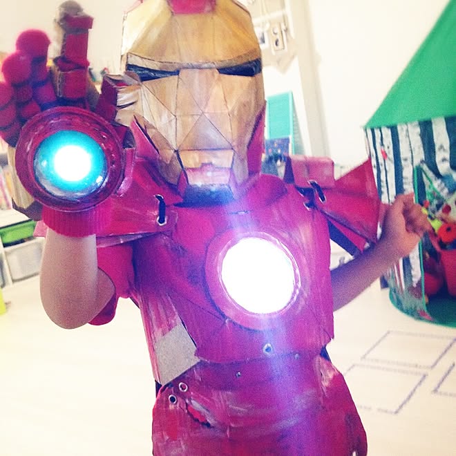 100均 ハンドメイド アイアンマン ダンボール 部屋全体のインテリア実例 15 06 26 18 05 40 Roomclip ルームクリップ