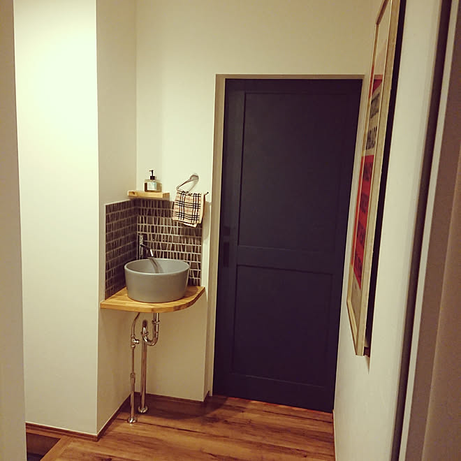 Lixil トイレドア ヴィンティア ヴィンティア ネイビーブルー 引き戸 などのインテリア実例 19 02 02 00 31 34 Roomclip ルームクリップ Lixil トイレドア ヴィンティア ヴィンティア ネイビーブルー 引き戸 などのインテリア実例 19 02 02 00 31 34 Roomclip ルームクリップ