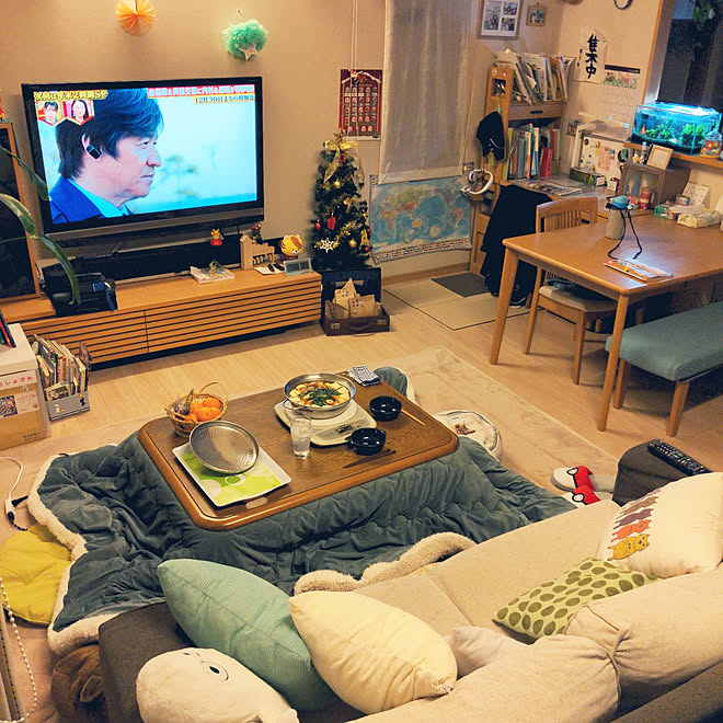 部屋全体 こたつ ナフコ21スタイル コタツで鍋 クリスマスツリー などのインテリア実例 21 12 16 19 50 45 Roomclip ルームクリップ 部屋全体 こたつ ナフコ21スタイル コタツで鍋 クリスマスツリー などのインテリア実例 21 12 16 19 50 45 Roomclip ルームクリップ