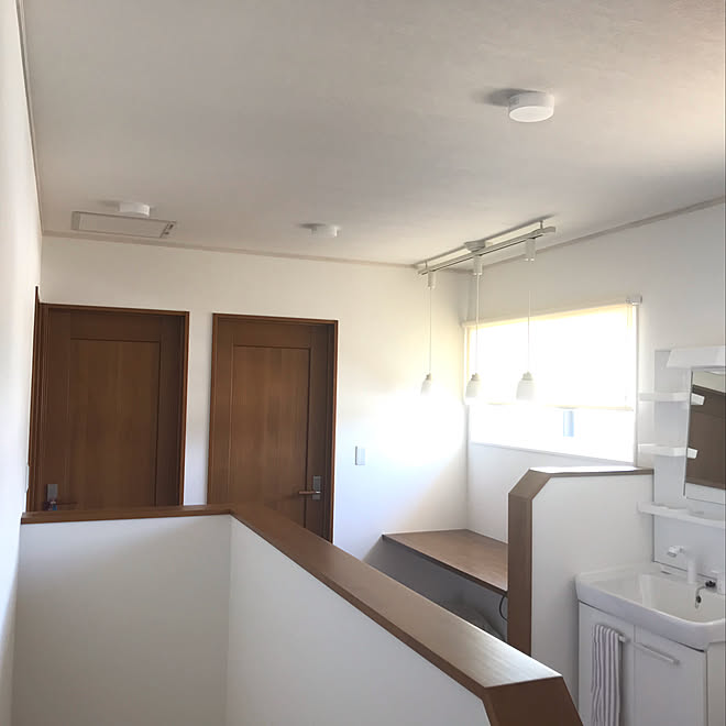 ウッドワン ウッドワンの建具 無垢のドア 富士住建 フル装備の家 などのインテリア実例 19 05 09 09 33 12 Roomclip ルームクリップ