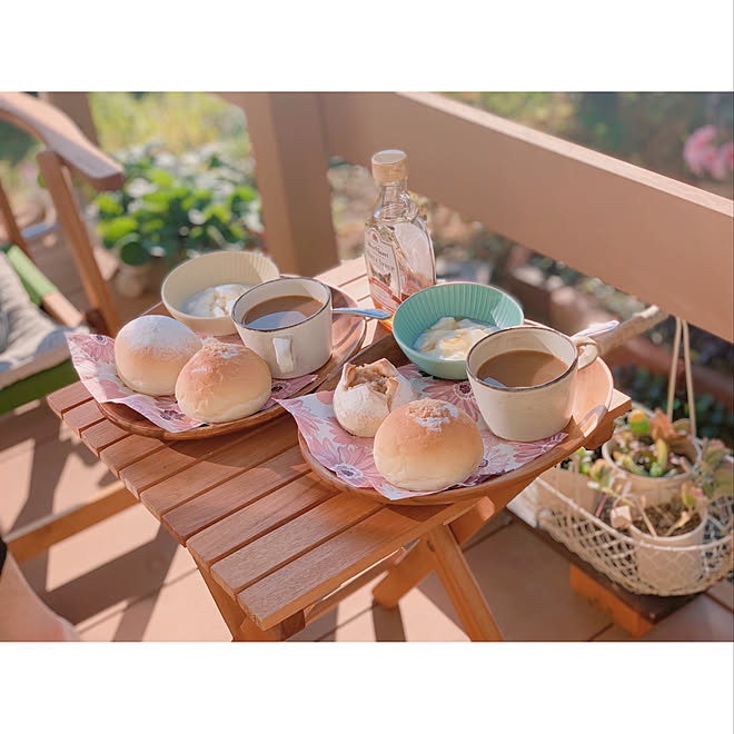 モンファボリのメープルシロップ/おうちで猫カフェ/緑に癒される/花のある暮らし/テーブルコーディネート&hellip;などのインテリア実例 2020