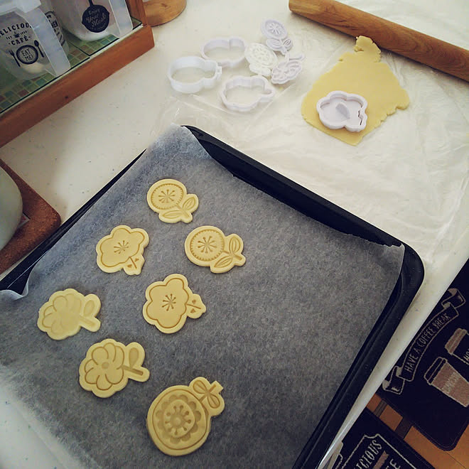 キッチン クッキー型 北欧風の花 クッキーミックス セリアのインテリア実例 22 03 13 14 19 56 Roomclip ルームクリップ
