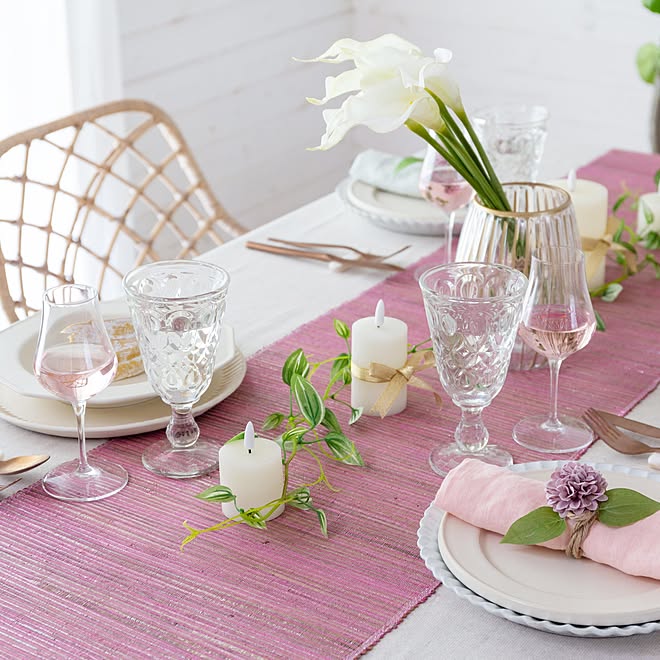 花瓶 お花見気分 テーブルランナー テーブルコーディネート テーブル などのインテリア実例 21 03 30 11 27 53 Roomclip ルームクリップ