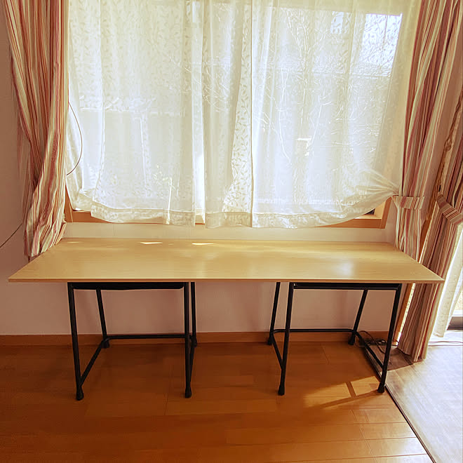 窓のそばで 塗装後 子供の勉強机 こども部屋 Diy などのインテリア実例 22 03 13 19 44 34 Roomclip ルームクリップ