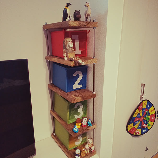 リビング Diy たな 収納 テレビの横 隙間収納 などのインテリア実例 19 12 10 09 34 15 Roomclip ルームクリップ