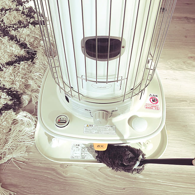 コロナのストーブ/クイックルハンディ/暮らしを楽しむ/掃除/モノトーン...などのインテリア実例 - 2019-11-23 08:52:35