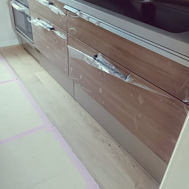 ラクシーナ シェードブラウン キッチン ビルトインオーブン 頼んだ色と違う などのインテリア実例 19 03 03 22 18 56 Roomclip ルームクリップ