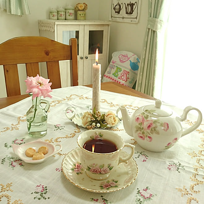 机/テーブルクロス/ティータイム/フランスのヴィンテージクロス/フレンチカントリー...などのインテリア実例 - 2018-09-01 15:12:00