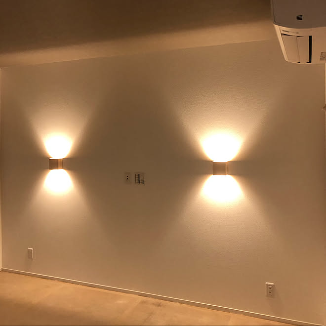 寝室の照明 間接照明 ダウンライト 北欧好き 壁紙 などのインテリア実例 21 08 21 22 50 21 Roomclip ルームクリップ