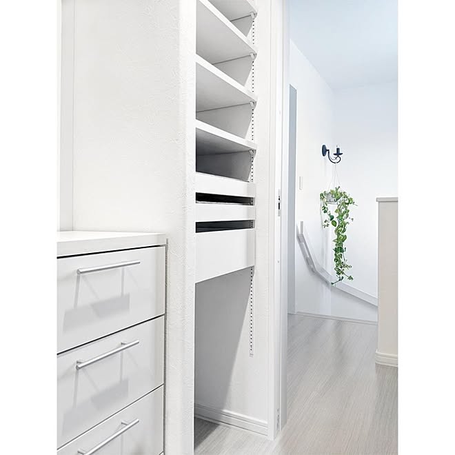 クローゼットdiy クローゼット収納 スライドレール 引き出し式アクセサリートレイ アクセサリー収納 などのインテリア実例 21 02 06 21 00 11 Roomclip ルームクリップ