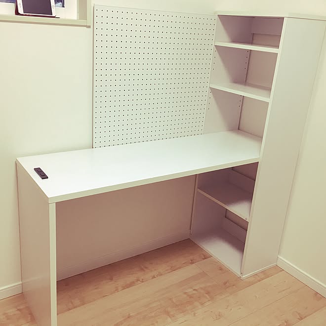 有孔ボード 机 勉強机 子供部屋 Diyのインテリア実例 17 02 12 12 50 02 Roomclip ルームクリップ