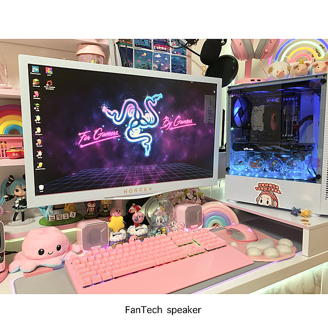 ピンク スピーカー ゲーム部屋 机のインテリア実例 21 03 15 21 08 35 Roomclip ルームクリップ