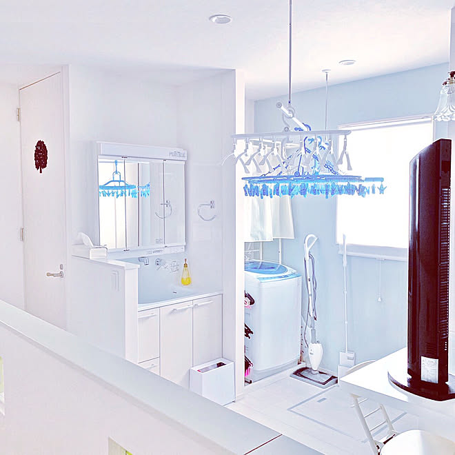 洗面所 ホスクリーン 二階に洗濯機 ランドリースペース ランドリールーム などのインテリア実例 01 08 21 30 32 Roomclip ルームクリップ