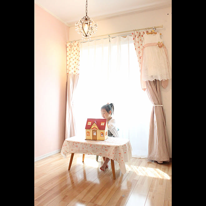 ローラアシュレイ カーテン 花柄 子供部屋のインテリア実例 18 05 15 13 01 48 Roomclip ルームクリップ