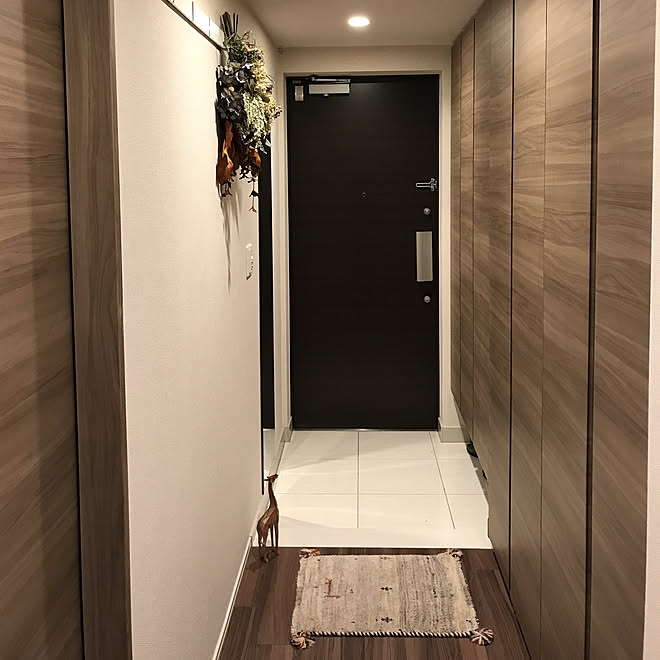 玄関 入り口 スワッグ マンションインテリア ホワイトインテリア ホテルライク などのインテリア実例 19 01 24 21 06 45 Roomclip ルームクリップ