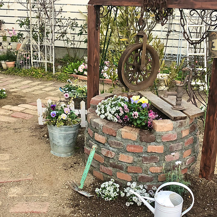ガーデニング雑貨、井戸、井戸小屋、日曜大工