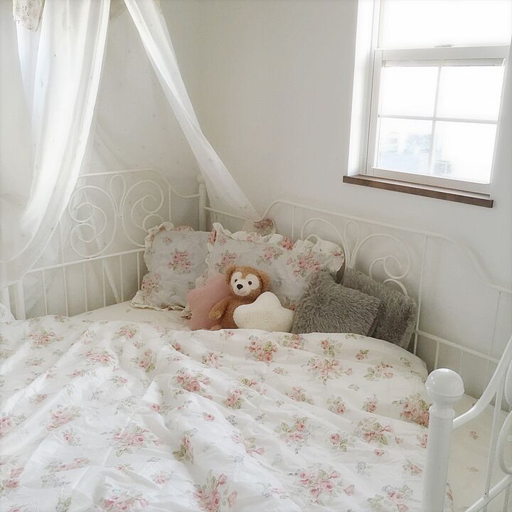ニトリ お姫様ベッドのおすすめ商品とおしゃれな実例 ｜ RoomClip