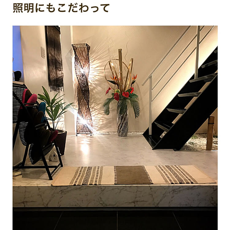 玄関ホールディスプレイ/玄関ホール/大理石調の床/スタンドライト/鉄骨階段&hellip;などのインテリア実例 20200828 1347