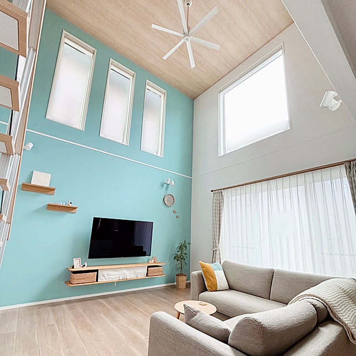 開放的で明るいお部屋づくり！広々とした空間を実現する方法