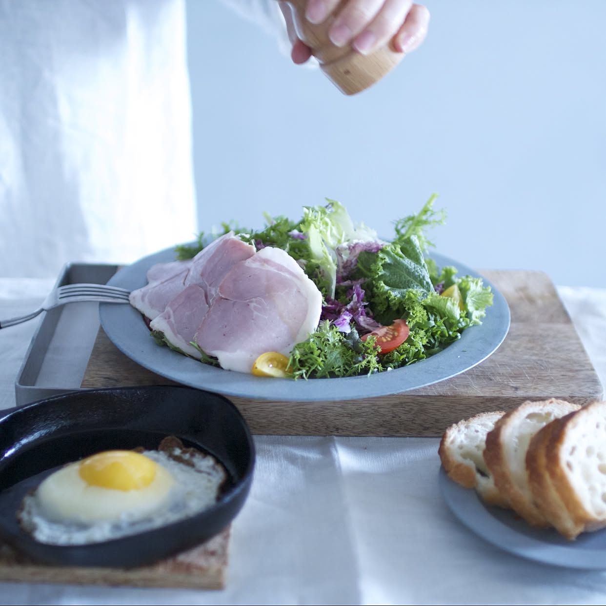 イイホシユミコの器は食卓の新しい定番