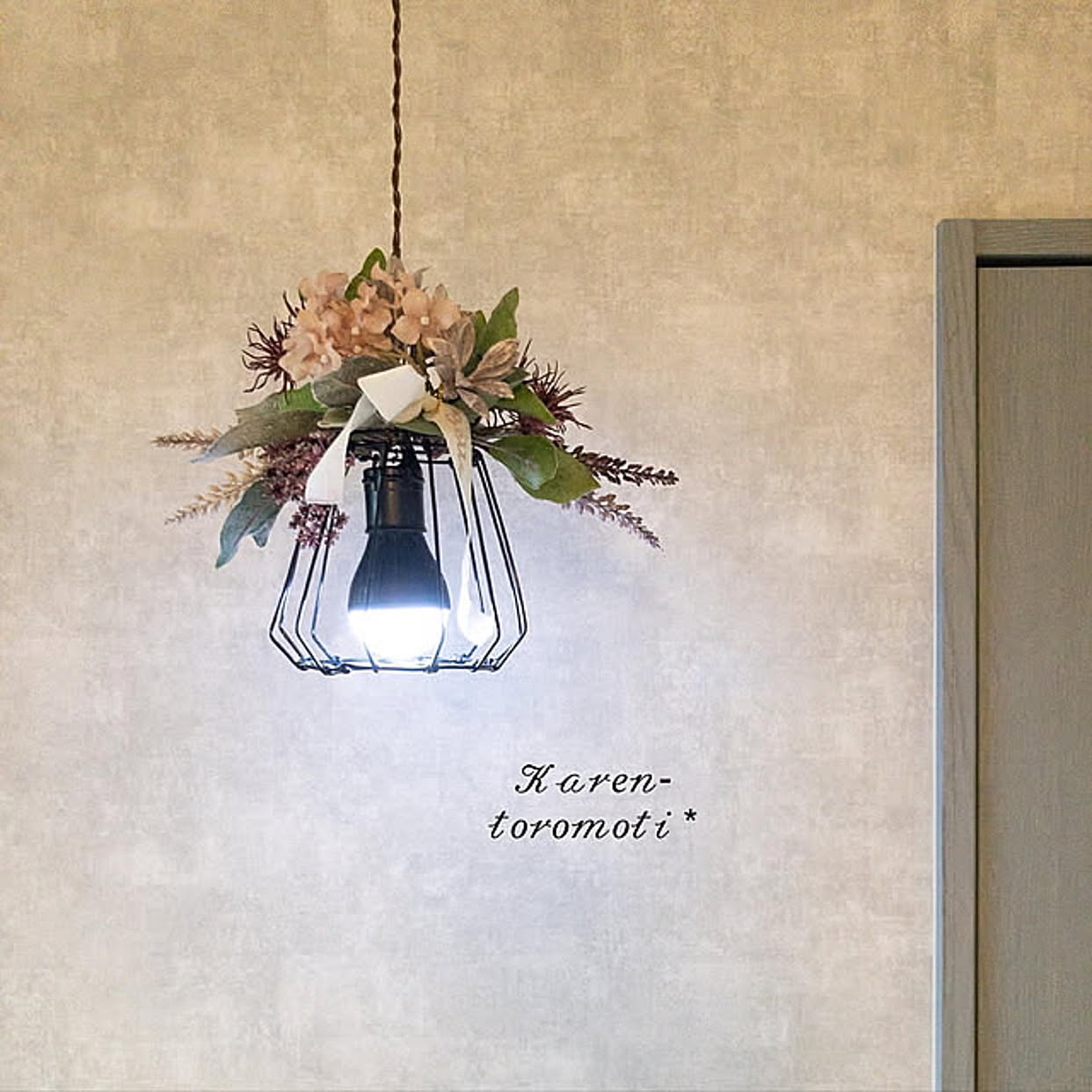 ダイソーのフェイクフラワーでお花がある暮らし☆今すぐマネしたいDIY6選