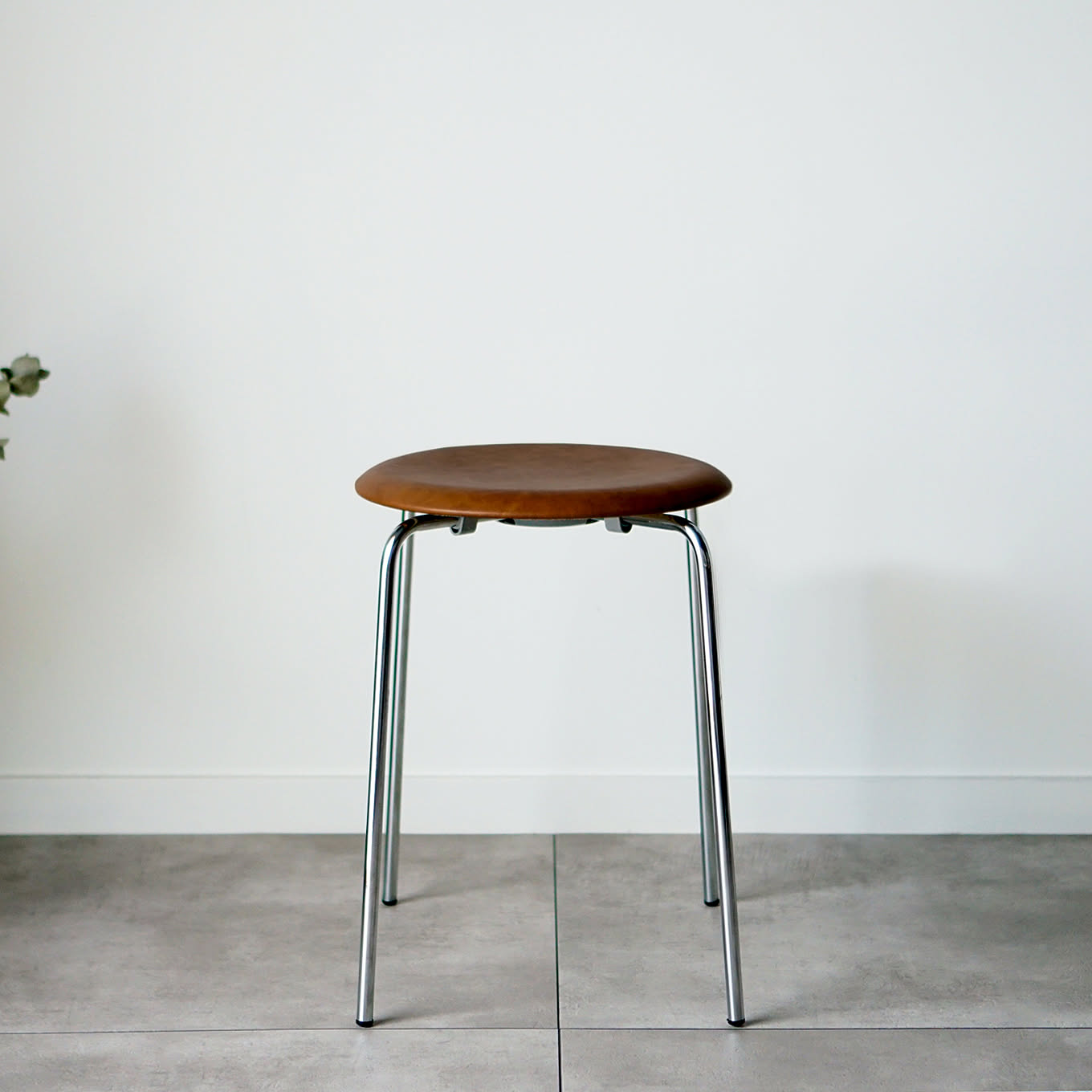 【無料モニター】「D Stool(スツール)ブラウン」を3名様にプレゼント!