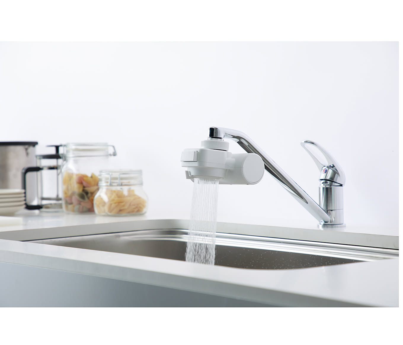 【無料モニター】手軽に始める安心・おいしい水のある暮らし。賃貸でも取付OKな蛇口直結型浄水器『mini Neo』を3名様にプレゼント！